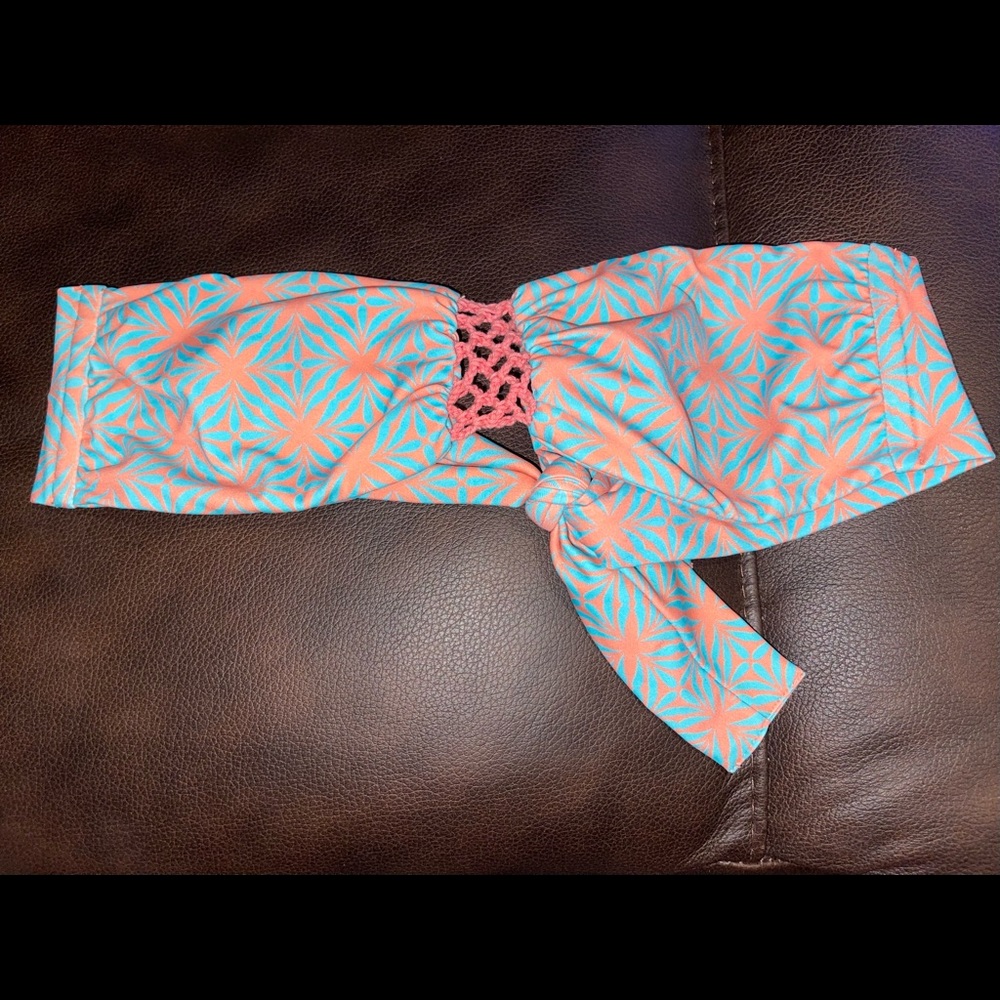 Posh Pua strapless bikini top
